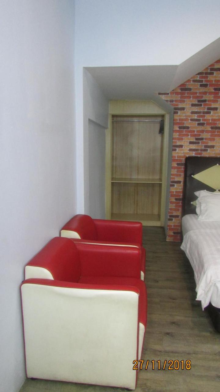 Hotel Zamburger Bentong Esterno foto